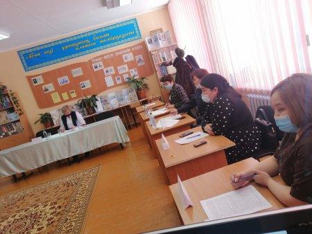 Кәмелетке толмағандардың құқықтарын қорғау жөніндегі комиссияның отырысы - Заседание Комиссии по защите прав несовершеннолетних