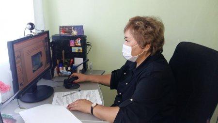 Педагогикалық тамыз кеңесі - Августовское педагогическое совещание