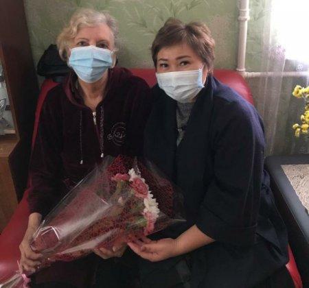 Педагогикалық еңбек ардагерлеріне құрмет көрсету - Чествование ветеранов педагогического труда
